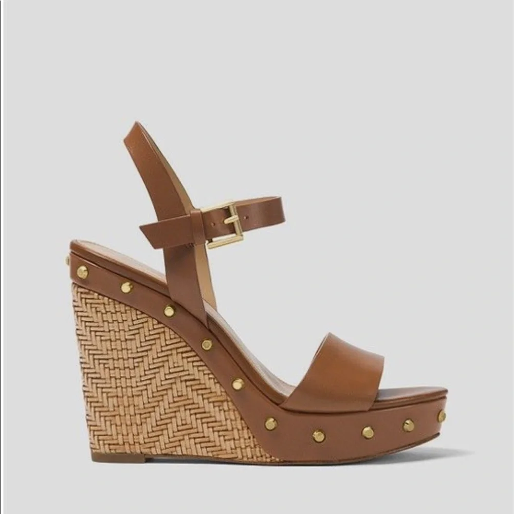 🎉Host Pick! NEW IN BOX! MICHAEL Michael Kors Ellen Wedge - Size 7.5. - Picture 2 of 13